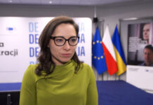 Walka z dezinformacją zależy od platform cyfrowych. Potrzebna modyfikacja algorytmów