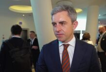 Branża ubezpieczeniowa gotowa na przyspieszenie strategicznych inwestycji w Polsce. Występuje w podwójnej roli